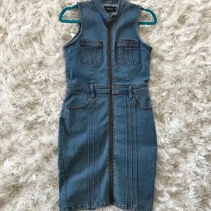 Jean Fitted Zip Up Dress Size M